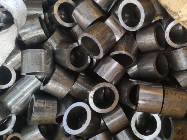 柳北无缝钢管切割